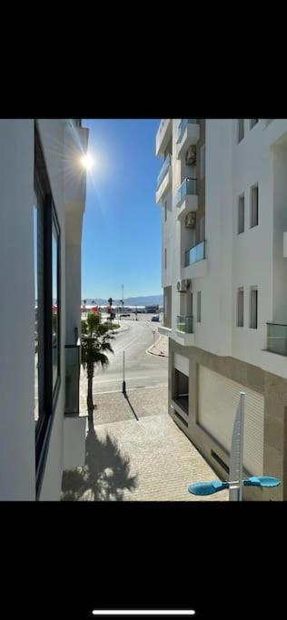 Luxueux Appartement Avec Vue Sur Mer A Martil Exterior photo