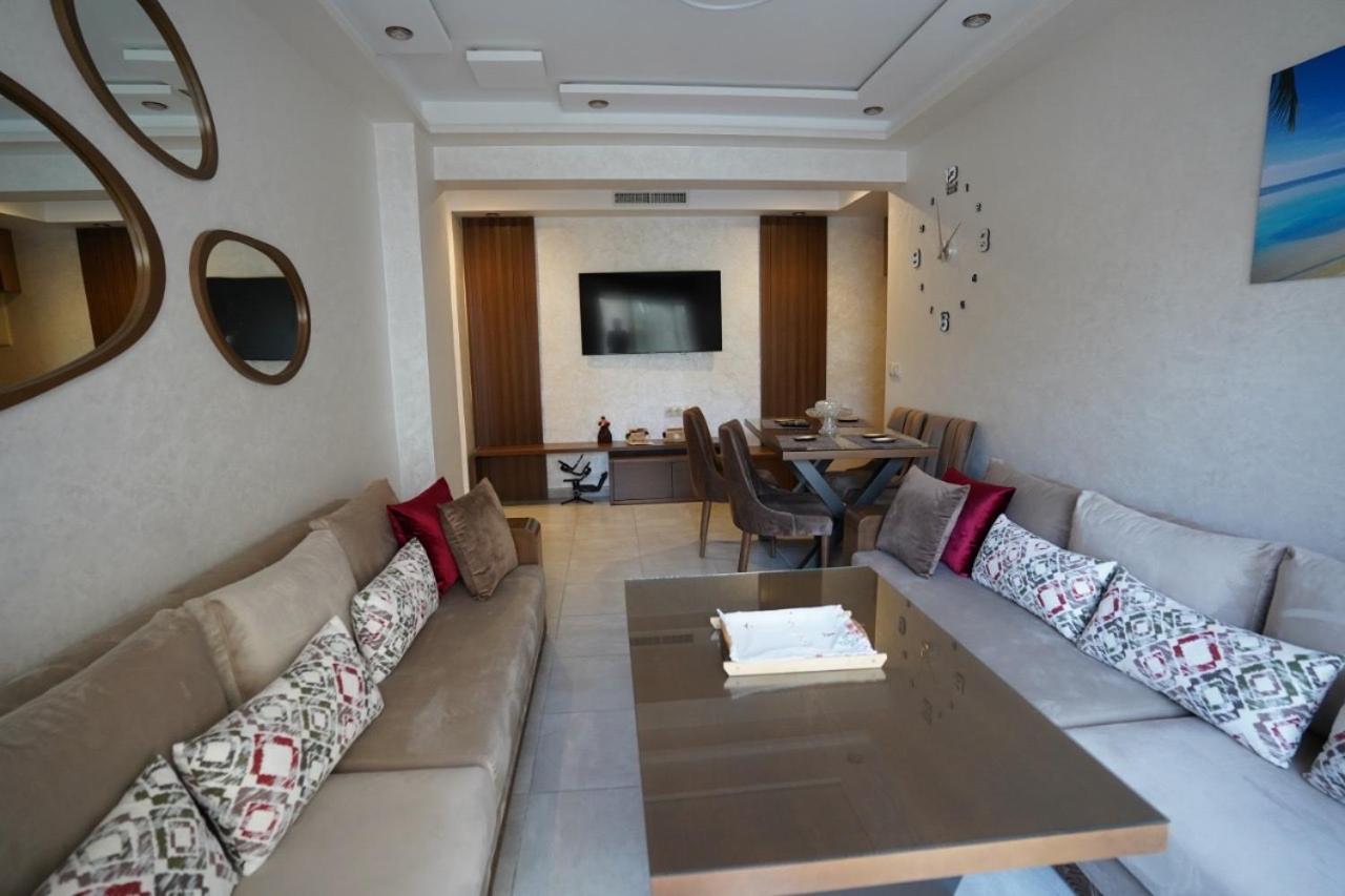 Luxueux Appartement Avec Vue Sur Mer A Martil Exterior photo