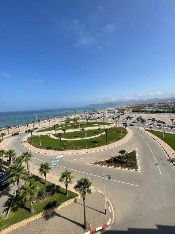 Luxueux Appartement Avec Vue Sur Mer A Martil Exterior photo